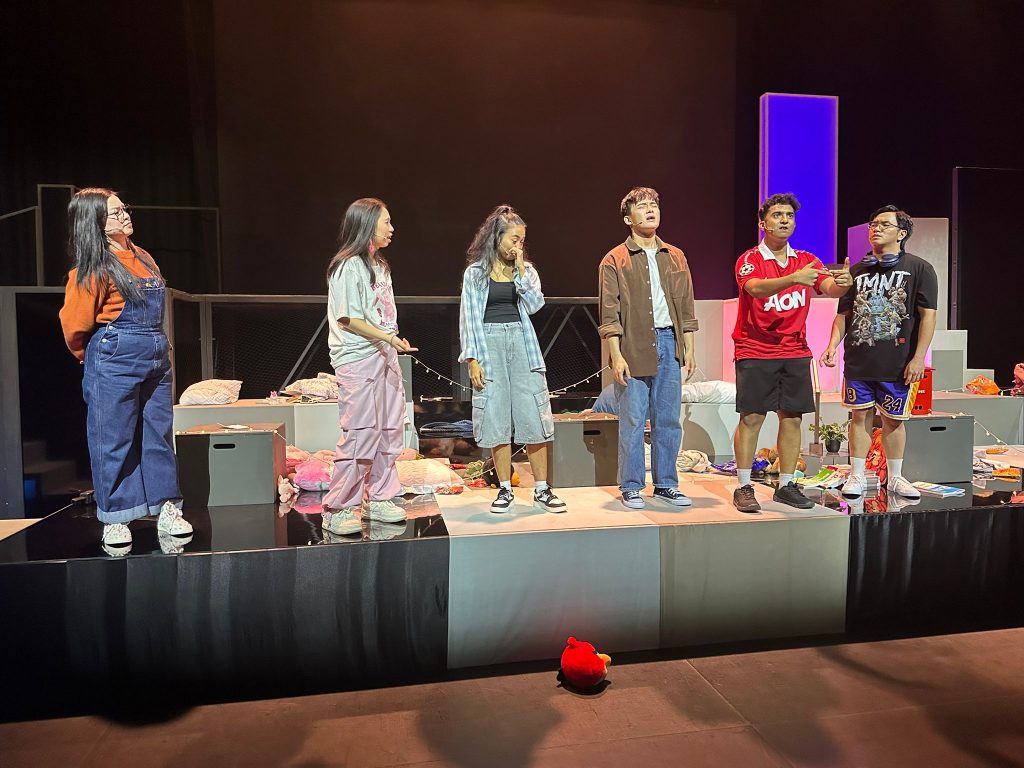[Review] Neuroscience Meets Theatre in Gateway Arts’ Brainstorm to Reflect Growing Up in Singapore - Alvinology