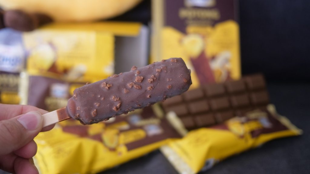 F&N King’s Potong Levels Up with First-Ever Atas Chocolate Coated Banana Ice Cream - Alvinology
