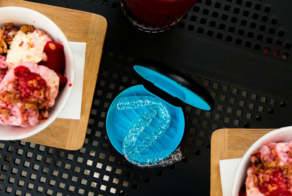 The Truth About Invisalign in Singapore: Picking the Right Dentist, Hidden Costs, and What It Can (and Can’t) Do - Alvinology