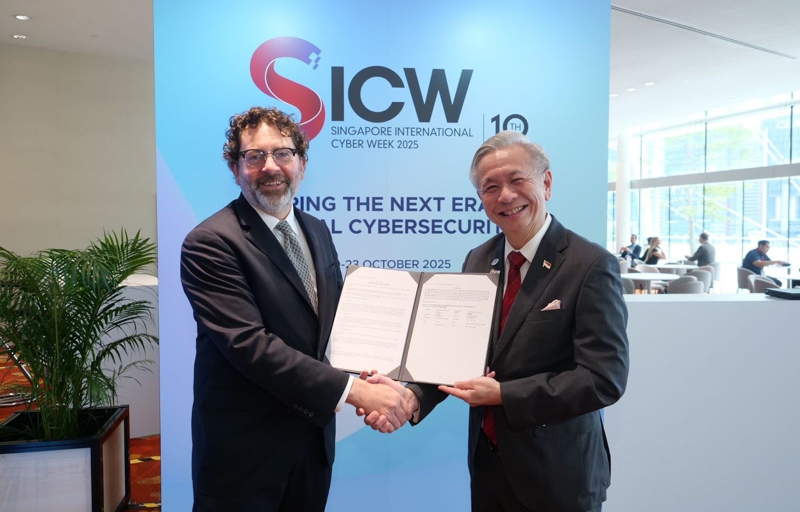Google Strengthens Singapore’s Cyber Defenses with AI Innovations and New Strategic Partnerships - Alvinology