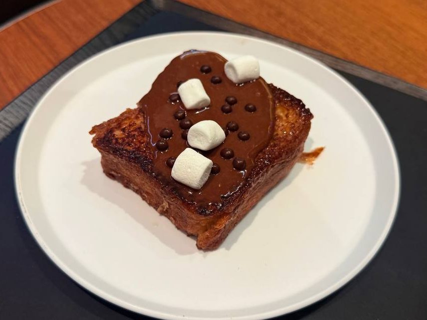 [REVIEW] From Live Carvery Theatre to Retro Soft Serve Bliss, Chef Paul Pairet’s Moutarde and Sundae Royale Brings French Charm to Resorts World Sentosa - Alvinology