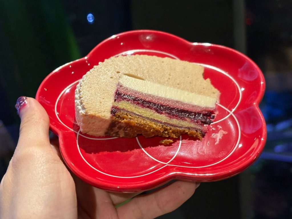 A Delicious Countdown to Christmas with Janice Wong’s Magical Winter Collection - Alvinology