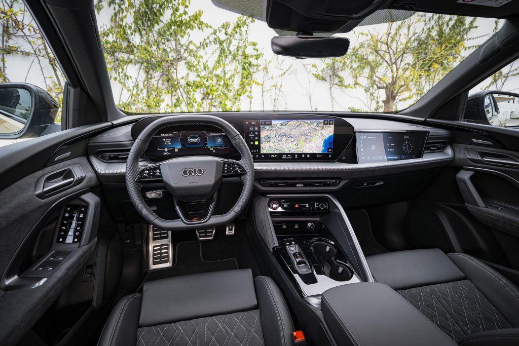 Audi launches Q5, Q5 Sportback and SQ5 at Geneo Audi launches Q5, Q5 Sportback and SQ5 at Geneo - Alvinology