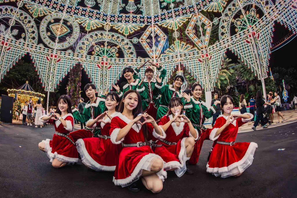 Christmas Wonderland 2025 Returns Bigger Than Ever With New Flying Santa, Towering Christmas Pyramid and Over 40 Attractions - Alvinology