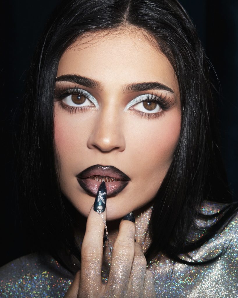 Kylie Jenner Marks 10 Years of Kylie Cosmetics with Limited-Edition King Kylie Collection; Plus, First Standalone Store in Singapore - Alvinology