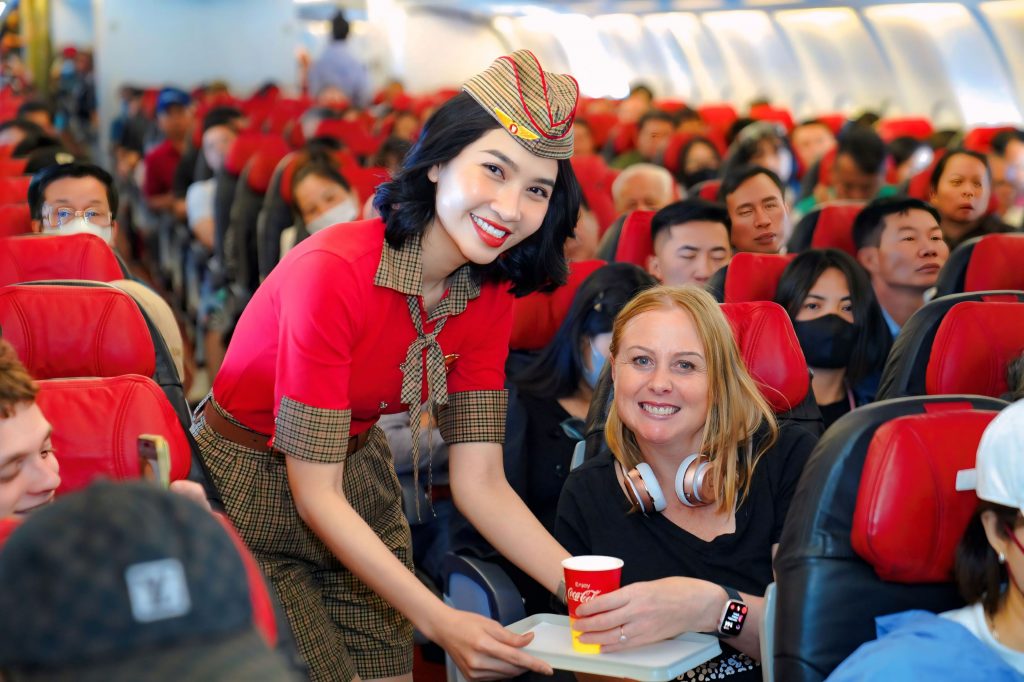 Vietjet Launches “Thank Yourself” Festive Mega Sale with Millions of Discounted Seats - Alvinology