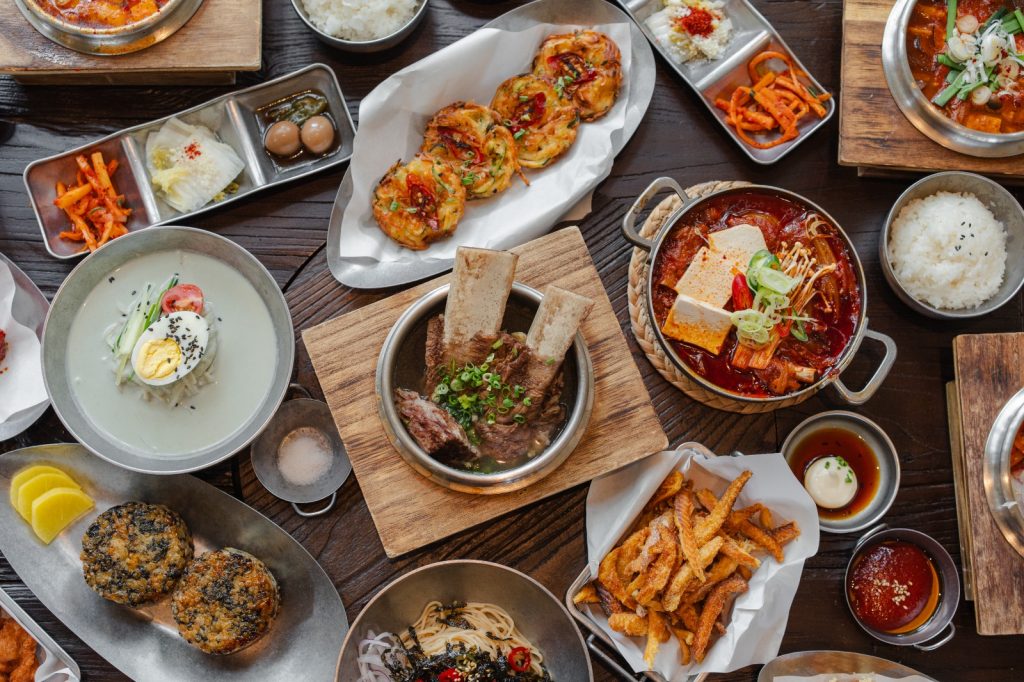 [Review] GOCHU Singapore: A Smoky, Cave-Style Korean BBQ Hideout at Orchid Country Club - Alvinology