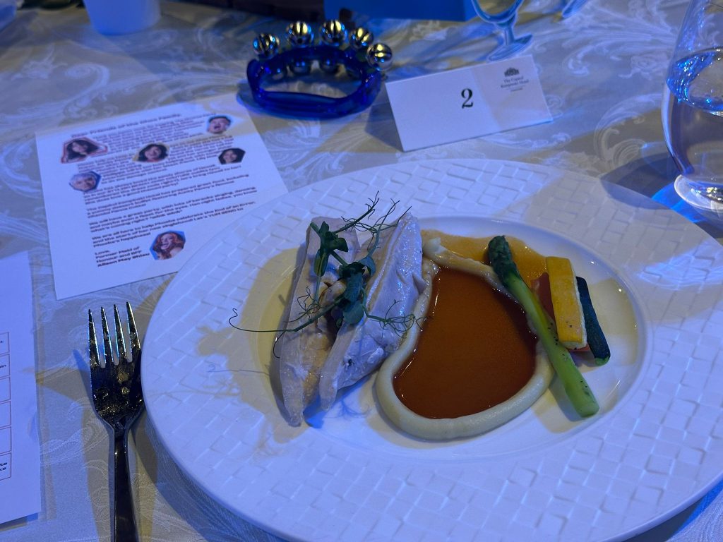 [Review] Sebastian Tan Steals the Show in Dream Academy's Wild Divorce Party Dinner Theatre - Alvinology
