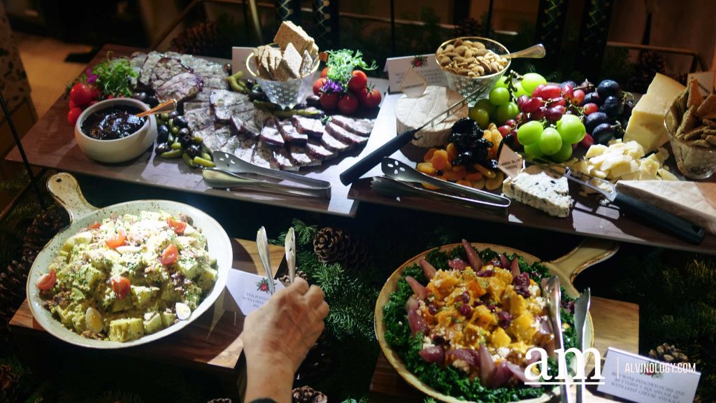 Fairmont Singapore Makes Christmas Feasting Effortless with 2025 'Christmas at Home' Collection, Including an Authentic Italian Home Feast by Prego - Alvinology