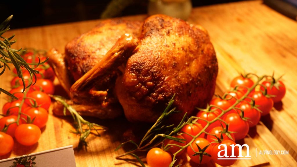 Fairmont Singapore Makes Christmas Feasting Effortless with 2025 'Christmas at Home' Collection, Including an Authentic Italian Home Feast by Prego - Alvinology