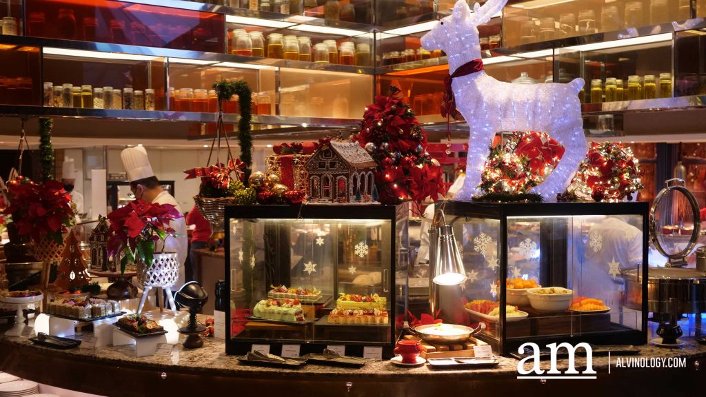 [Review] Ultimate Indulgence by the Watefront at Food Capital's Yuletide Festive Buffet, Featuring Christmas Roasts and Sinful Croffles - Alvinology
