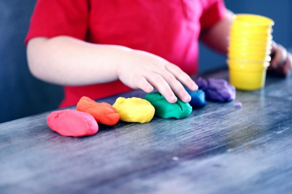 Foundational Elements That Shape A Positive Childcare Learning Setting - Alvinology