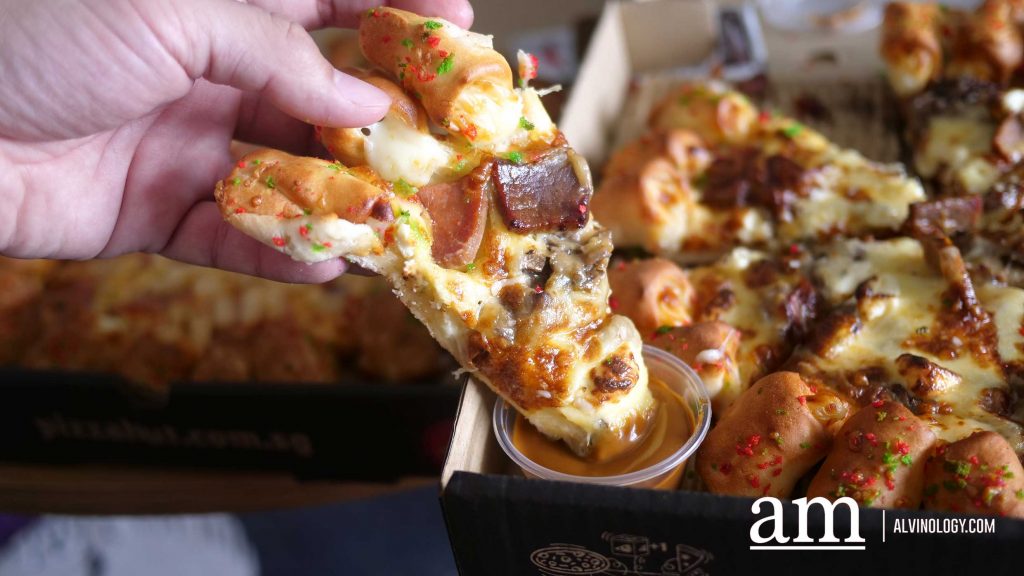 "Do Merry Your Way" with Pizza Hut's New Beefy Welly Cheesy Bites Pizza with X'mas Gravy - Alvinology