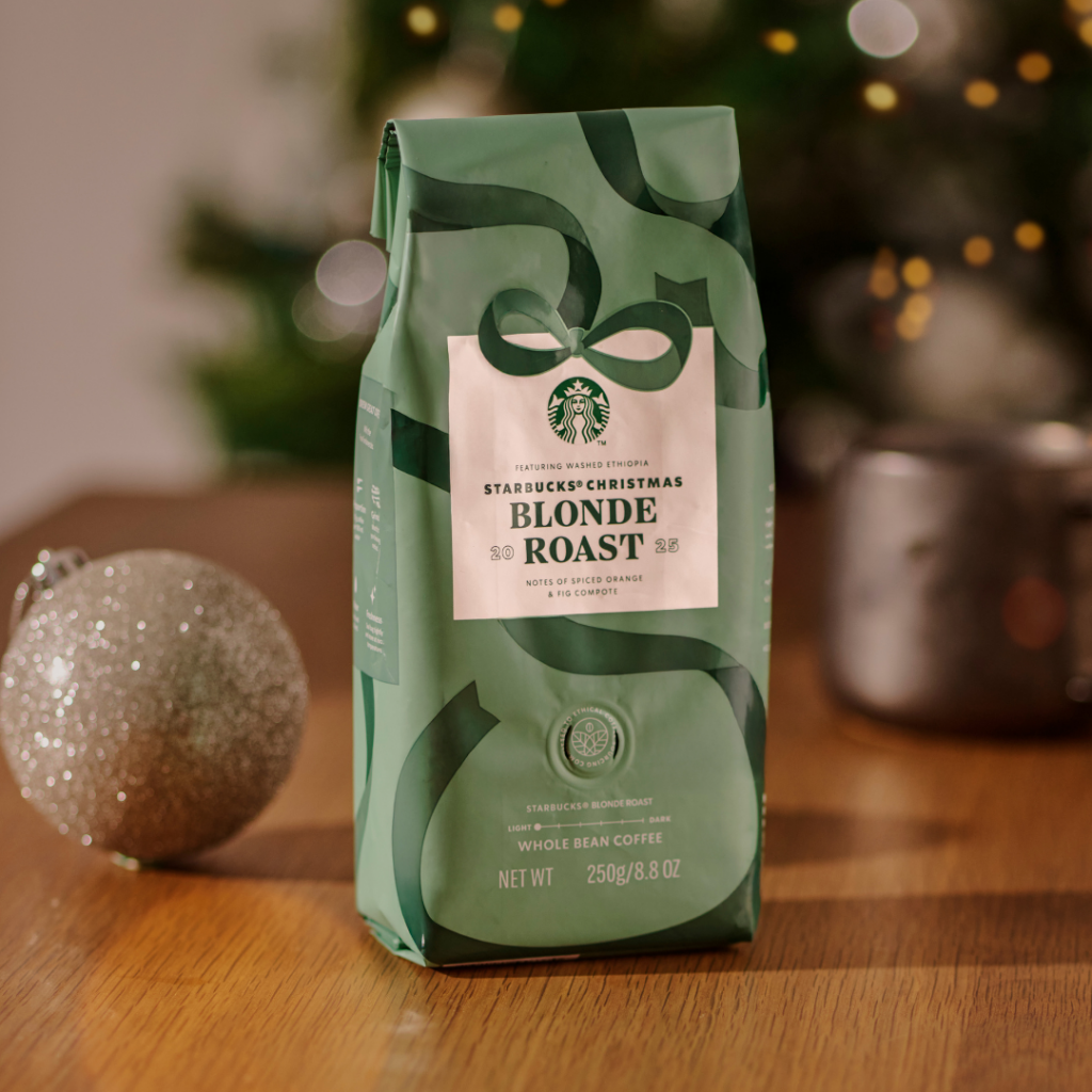 Starbucks’ Viral Bearista Glass Cold Cup Arrives in Singapore Alongside Festive Deals and Gifting Favourites - Alvinology
