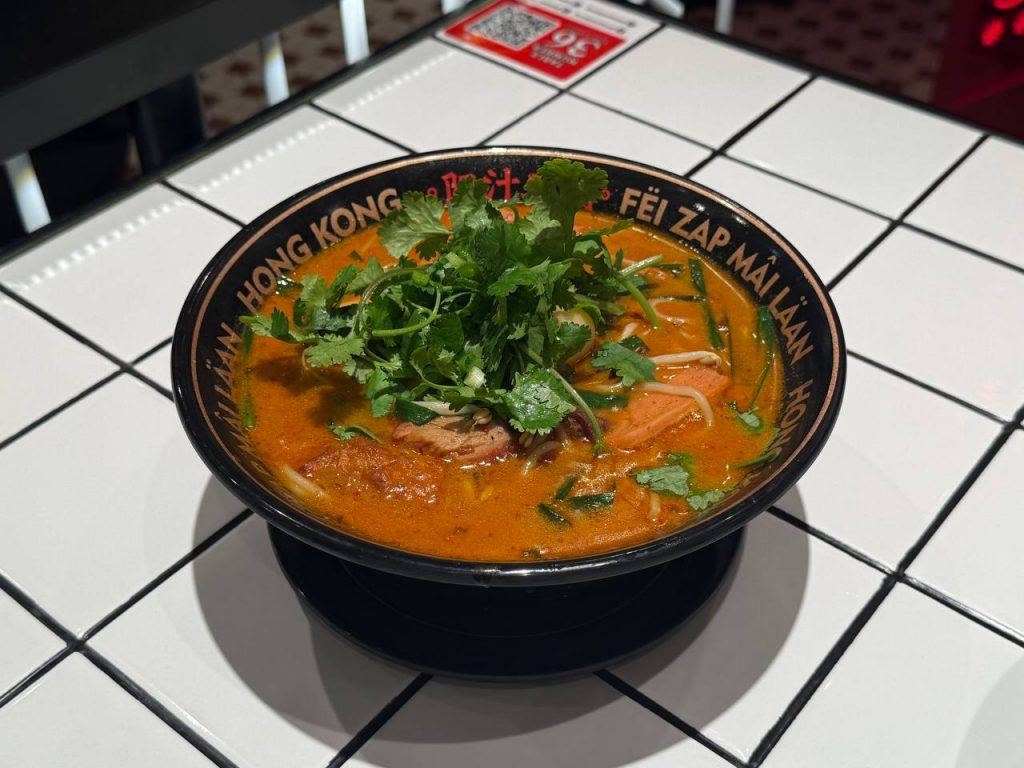 FËI ZAP MÂI LÄAN Opens First Singapore Outlet at VivoCity with $0.99 DIY Toppings - Alvinology