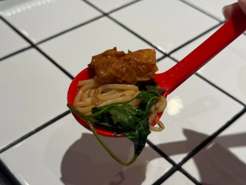 FËI ZAP MÂI LÄAN Opens First Singapore Outlet at VivoCity with $0.99 DIY Toppings - Alvinology