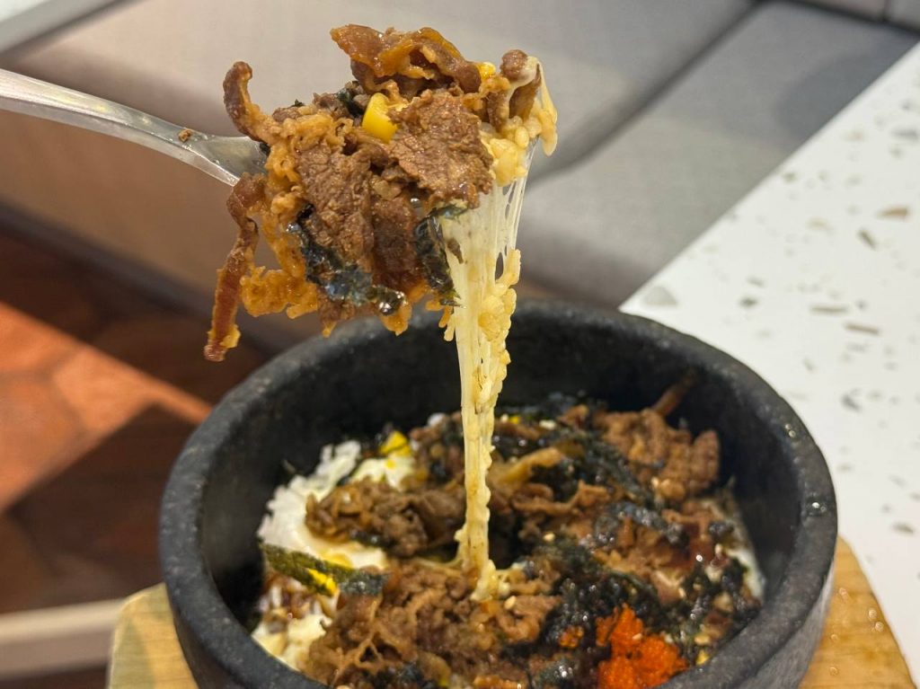 [Review] Chegoya x Pizza Maru at Plaza Singapura Lets You Enjoy Korean Hotstone Rice and Iconic Pizzas Together - Alvinology