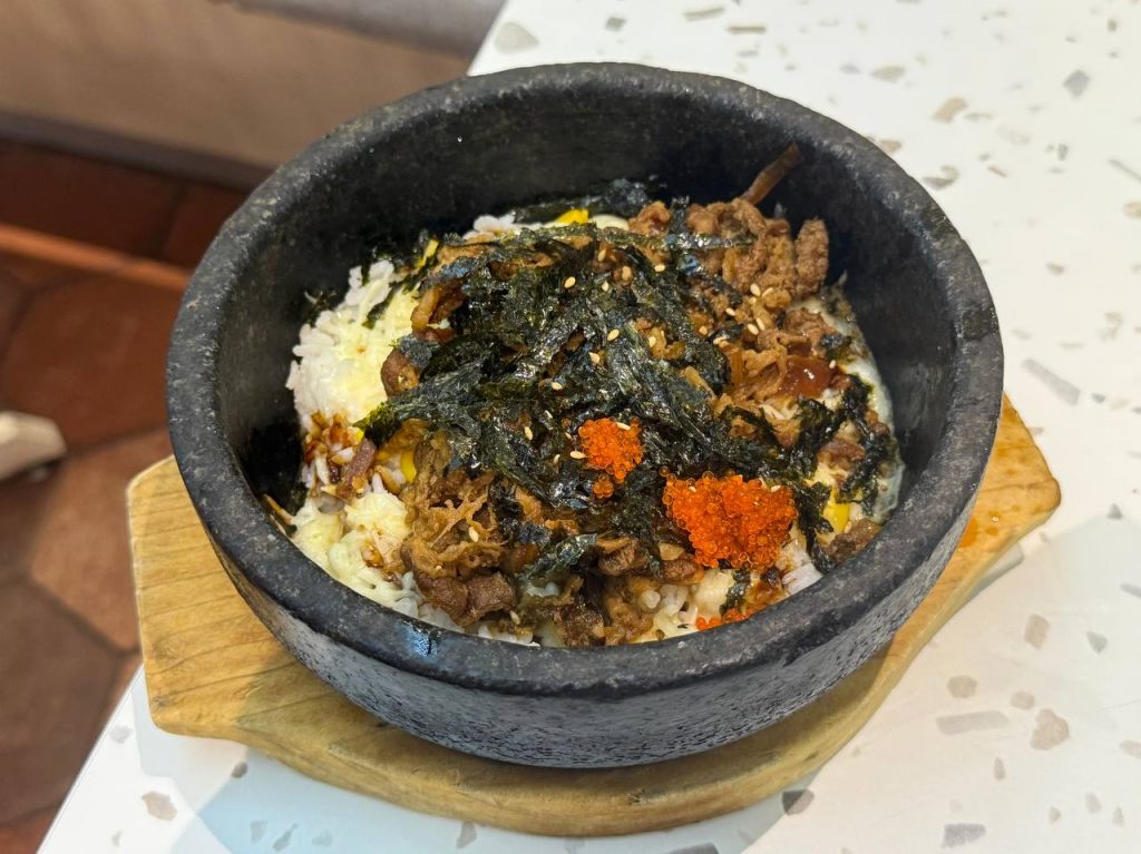 [Review] Chegoya x Pizza Maru at Plaza Singapura Lets You Enjoy Korean Hotstone Rice and Iconic Pizzas Together - Alvinology