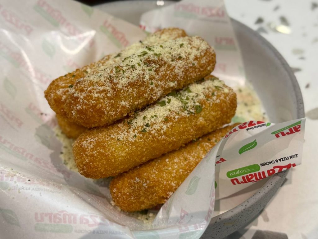 [Review] Chegoya x Pizza Maru at Plaza Singapura Lets You Enjoy Korean Hotstone Rice and Iconic Pizzas Together - Alvinology