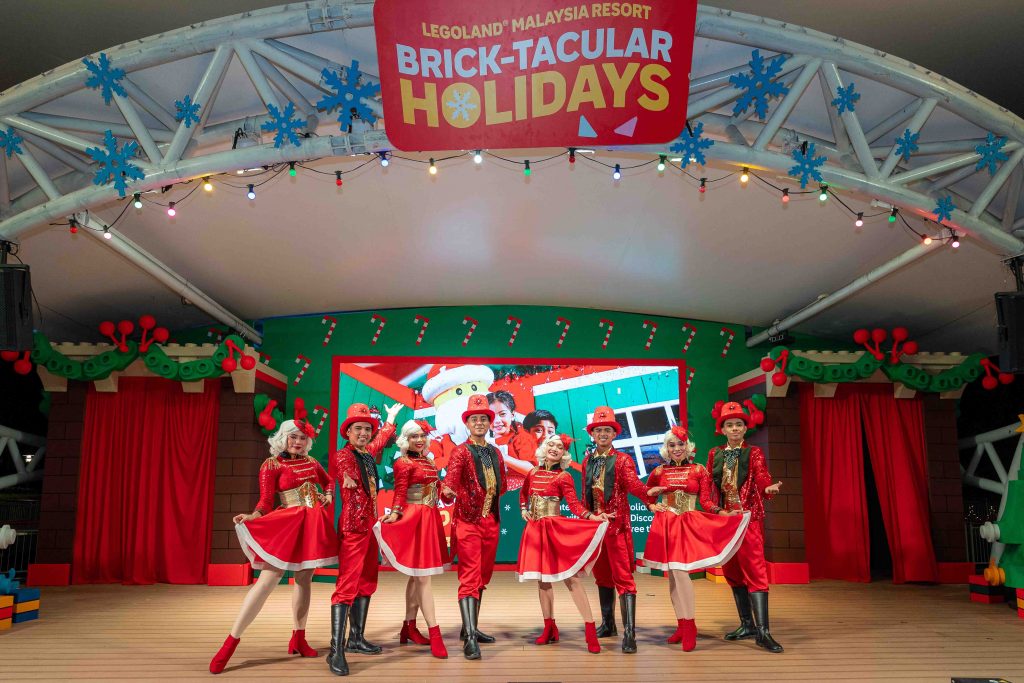 LEGOLAND Malaysia Resort Ushers In Christmas 2025 With Giant New LEGO Holiday Tree and Brick-tacular Festivities - Alvinology