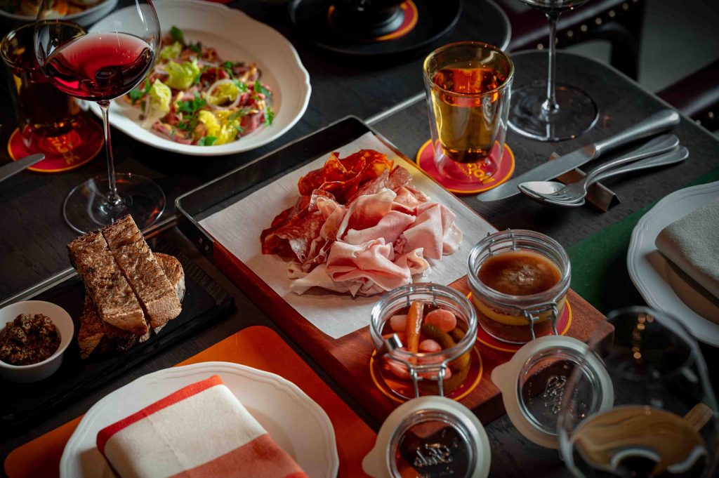 Chef Paul Pairet Makes His Singapore Debut with Moutarde and Sundae Royale at Resorts World Sentosa - Alvinology