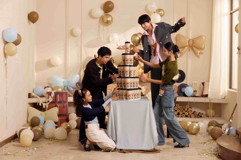CHAGEE Unveils Festive Cocoa Oolong Milk Tea and Tanned Hello Kitty Collaboration This December - Alvinology