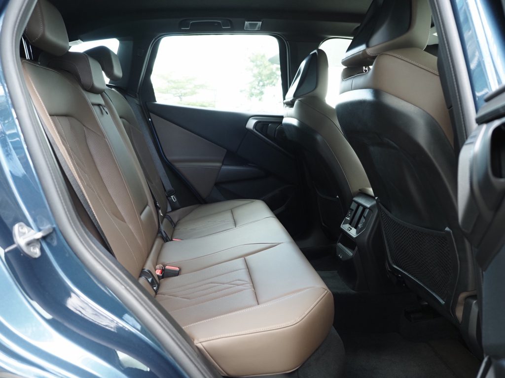 [Car Review] 2025 BMW X3: Quintessential BMW - Alvinology