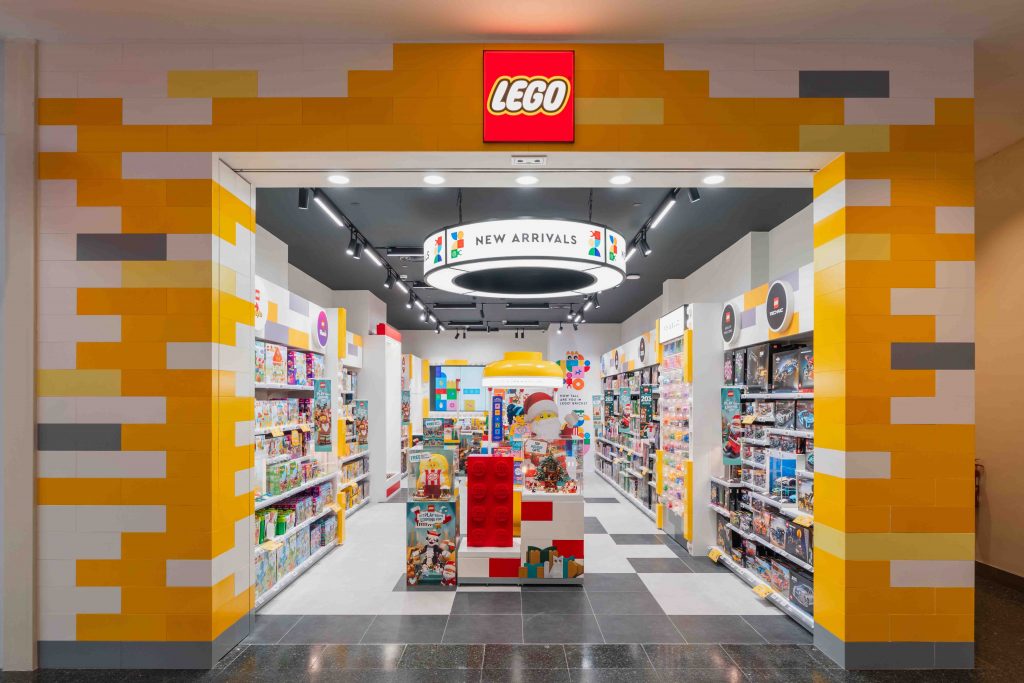 The LEGO Group Unveils a Next-Generation LEGO Retail Experience at Jurong Point - Alvinology