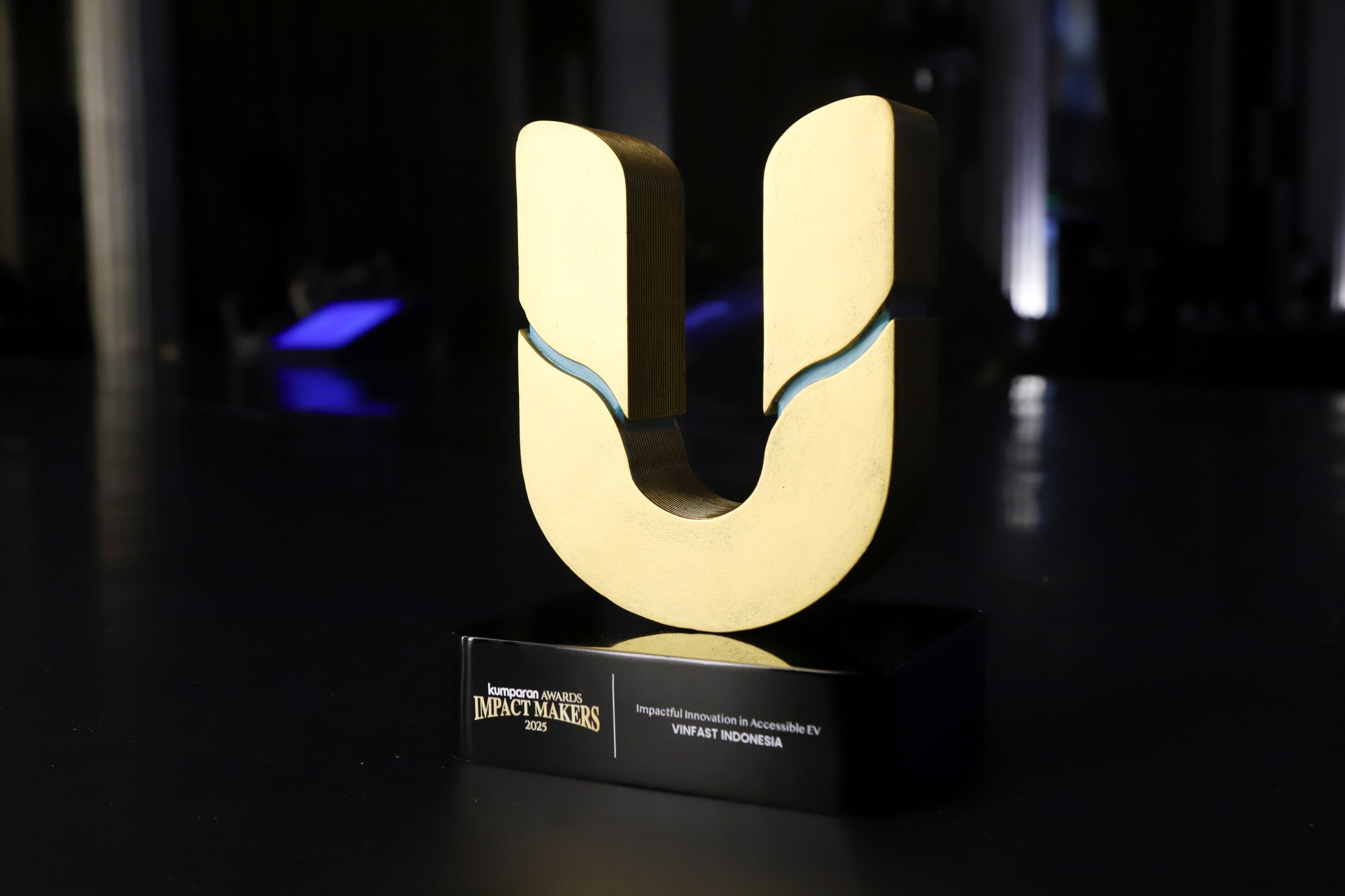 Vinfast Honored in Indonesia with Kumparan Awards: Impact Makers 2025 The accolade recognizes VinFast’s pioneering role and leadership capacity in building a green, smart, and comprehensive electric vehicle ecosystem in Indonesia and across the region.