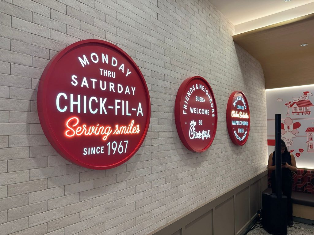 [Sneak Peek] Chick fil A Opens First Asia Outlet at Bugis+ with Singapore Exclusive Spicy Chili Sauce and Spicy Burgers - Alvinology