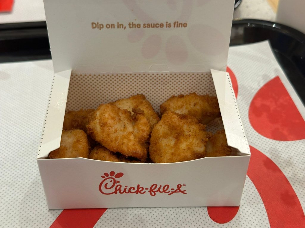 [Sneak Peek] Chick fil A Opens First Asia Outlet at Bugis+ with Singapore Exclusive Spicy Chili Sauce and Spicy Burgers - Alvinology
