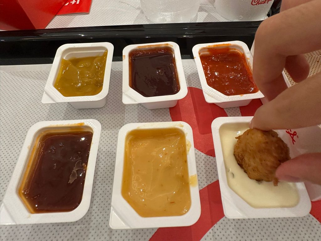 [Sneak Peek] Chick fil A Opens First Asia Outlet at Bugis+ with Singapore Exclusive Spicy Chili Sauce and Spicy Burgers - Alvinology
