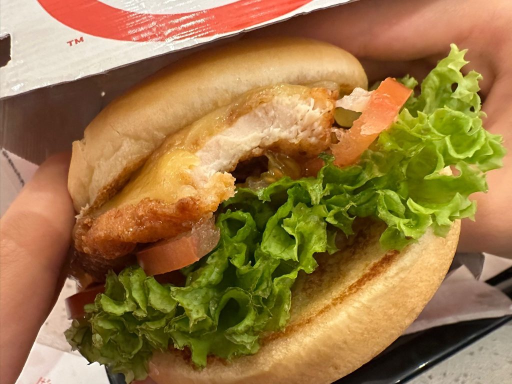 [Sneak Peek] Chick fil A Opens First Asia Outlet at Bugis+ with Singapore Exclusive Spicy Chili Sauce and Spicy Burgers - Alvinology