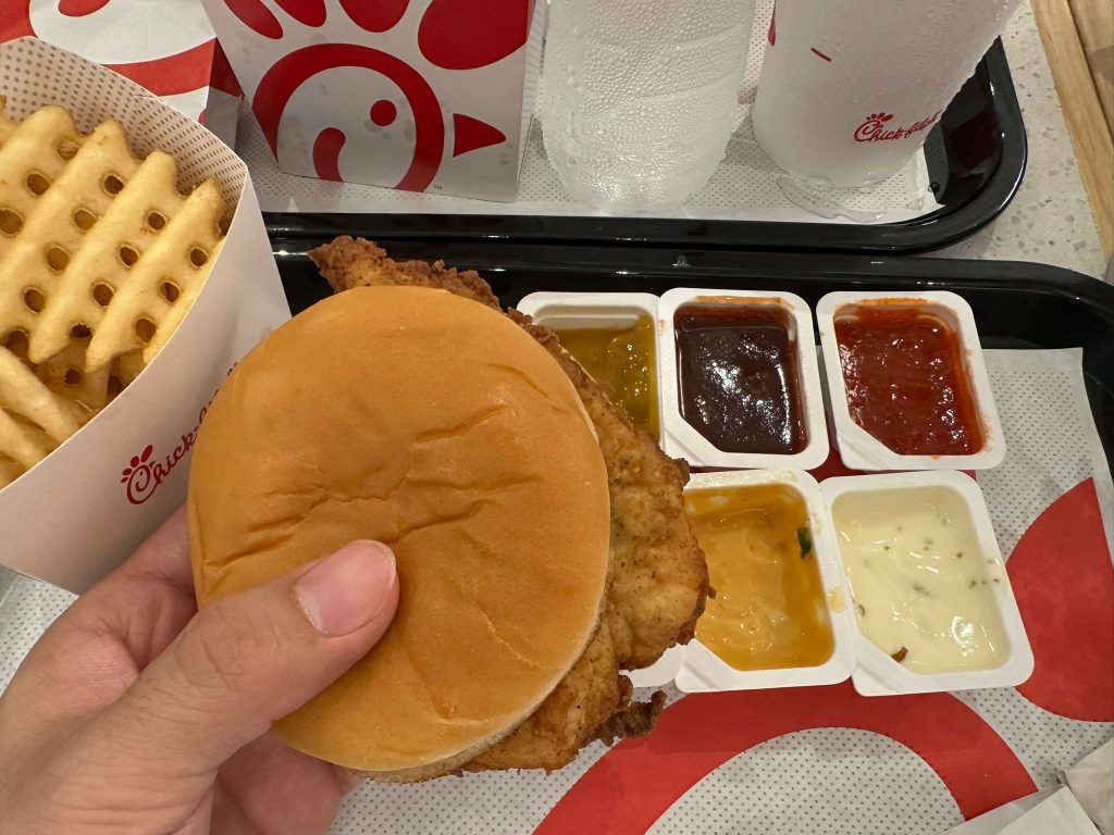 [Sneak Peek] Chick fil A Opens First Asia Outlet at Bugis+ with Singapore Exclusive Spicy Chili Sauce and Spicy Burgers - Alvinology
