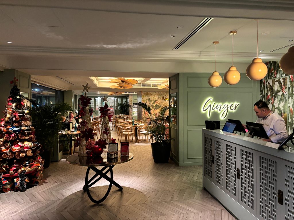 [Review] Feast First: Why PARKROYAL on Beach Road’s Festive Buffet Is the Christmas Treat Families Deserve - Alvinology