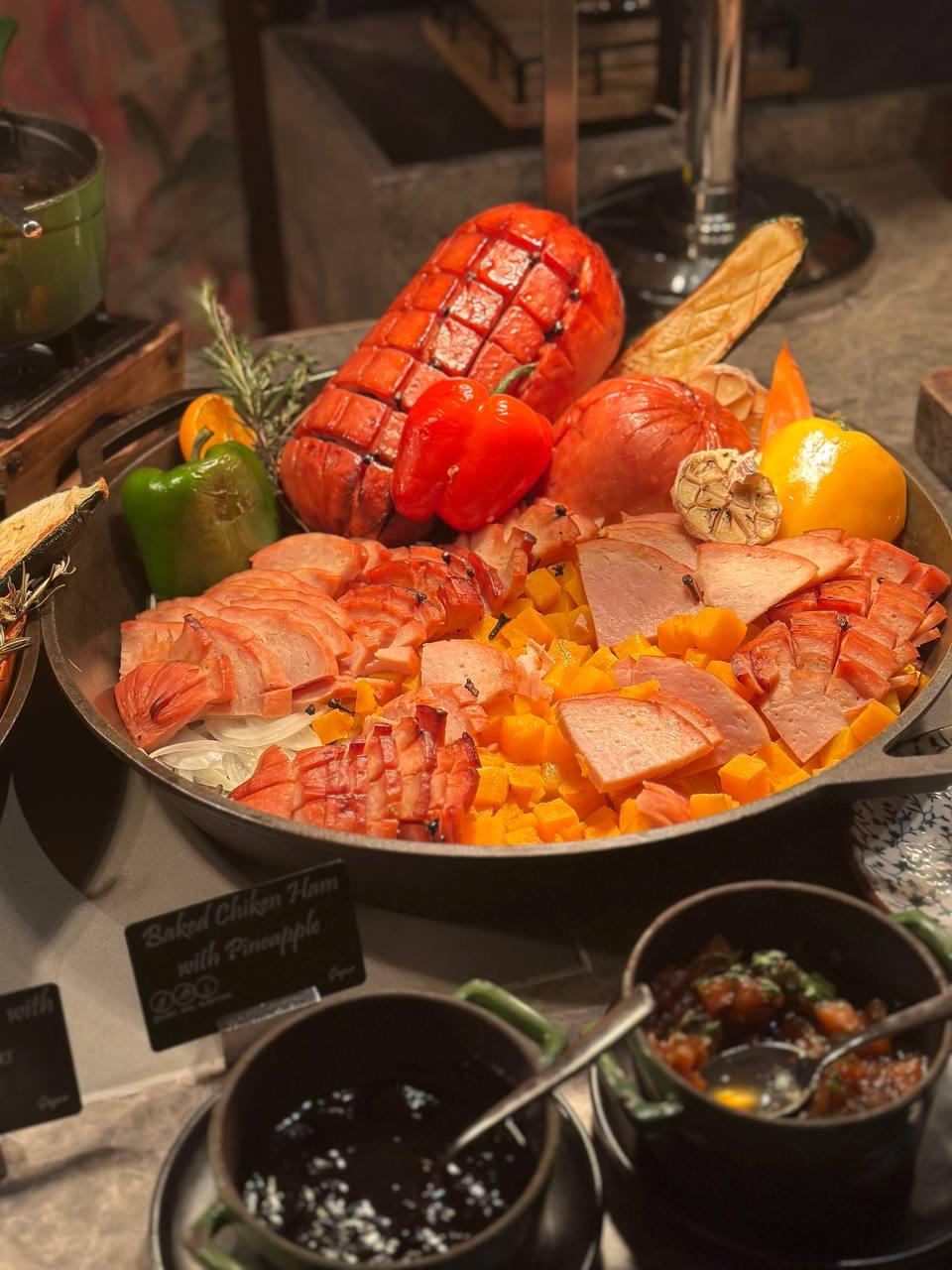 [Review] Feast First: Why PARKROYAL on Beach Road’s Festive Buffet Is the Christmas Treat Families Deserve - Alvinology