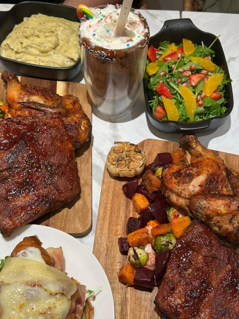 [Review] Art Werkx Transforms Christmas Dining into a Creative Escape on River Valley Road - Alvinology