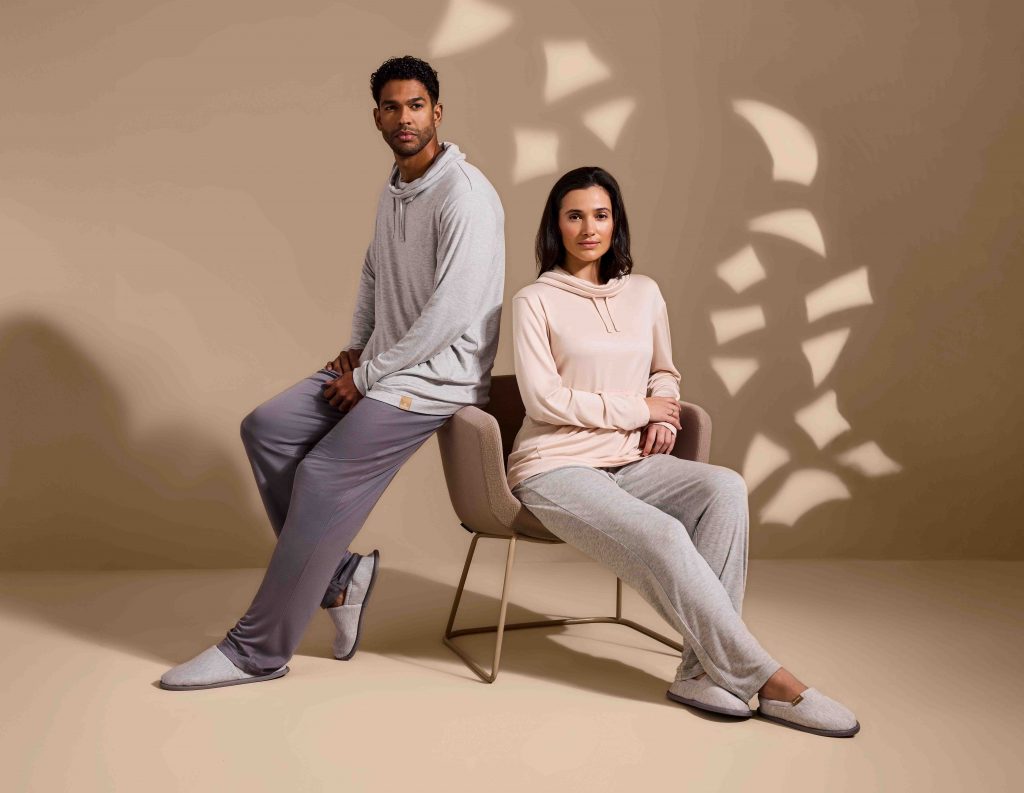 Emirates Elevates First Class Comfort With New Loungewear, Turndown Service and Luxury Amenities - Alvinology
