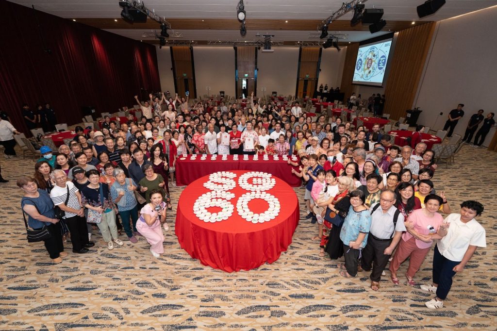 The Singapore Chinese Cultural Centre Wraps Up SG60 Celebrations With Two New Singapore Book of Records at Winter Solstice Event - Alvinology