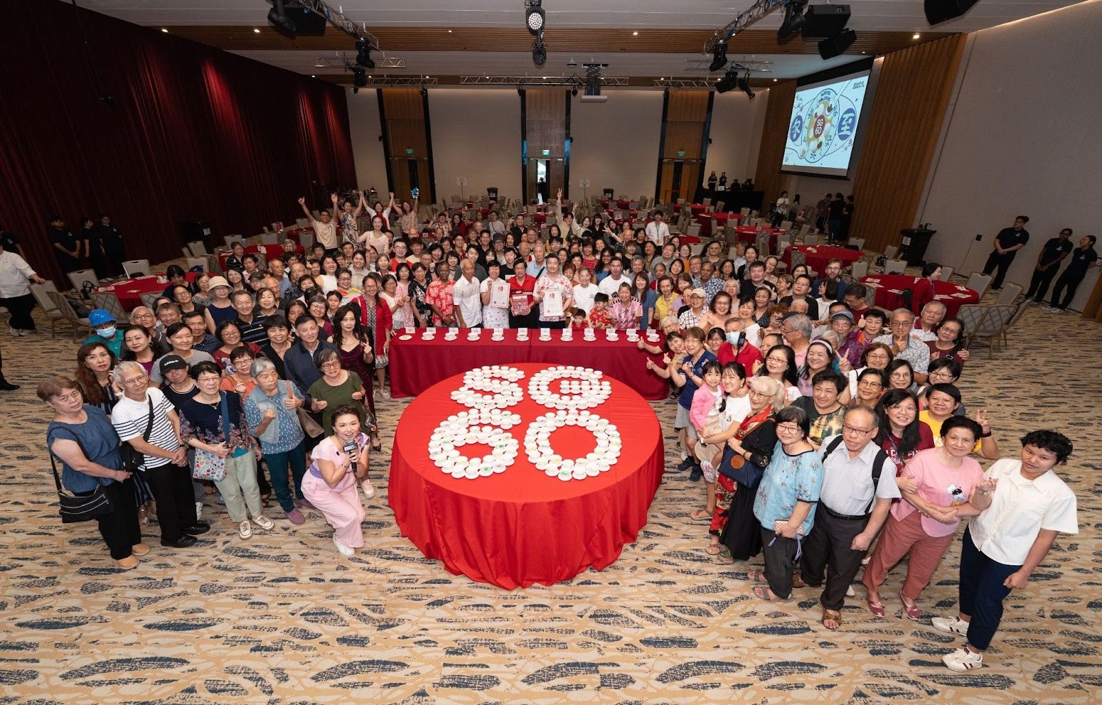 The Singapore Chinese Cultural Centre Wraps Up SG60 Celebrations With Two New Singapore Book of Records at Winter Solstice Event - Alvinology