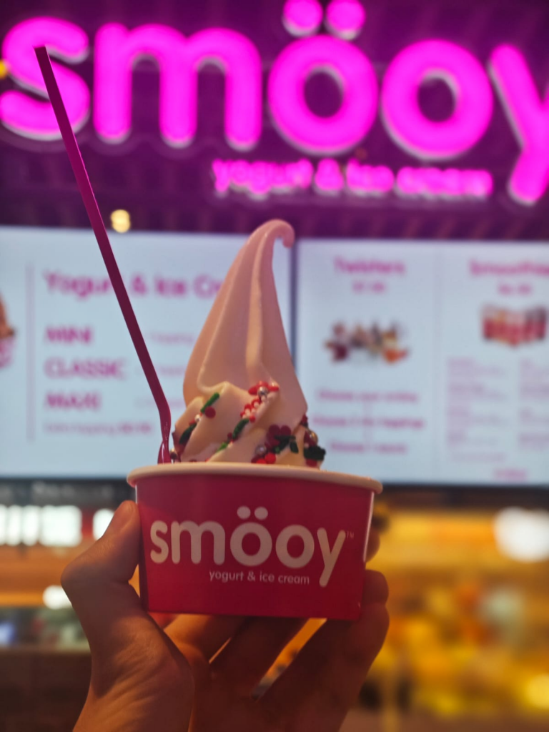 [Review] From Chinese-style Burgers to Matcha Yoghurt, We Checked Out the 5 Newest F&B Offerings at Pasir Ris Mall - Alvinology