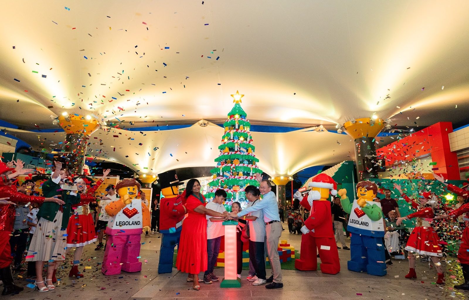 LEGOLAND Malaysia Resort Ushers In Christmas 2025 With Giant New LEGO Holiday Tree and Brick-tacular Festivities - Alvinology