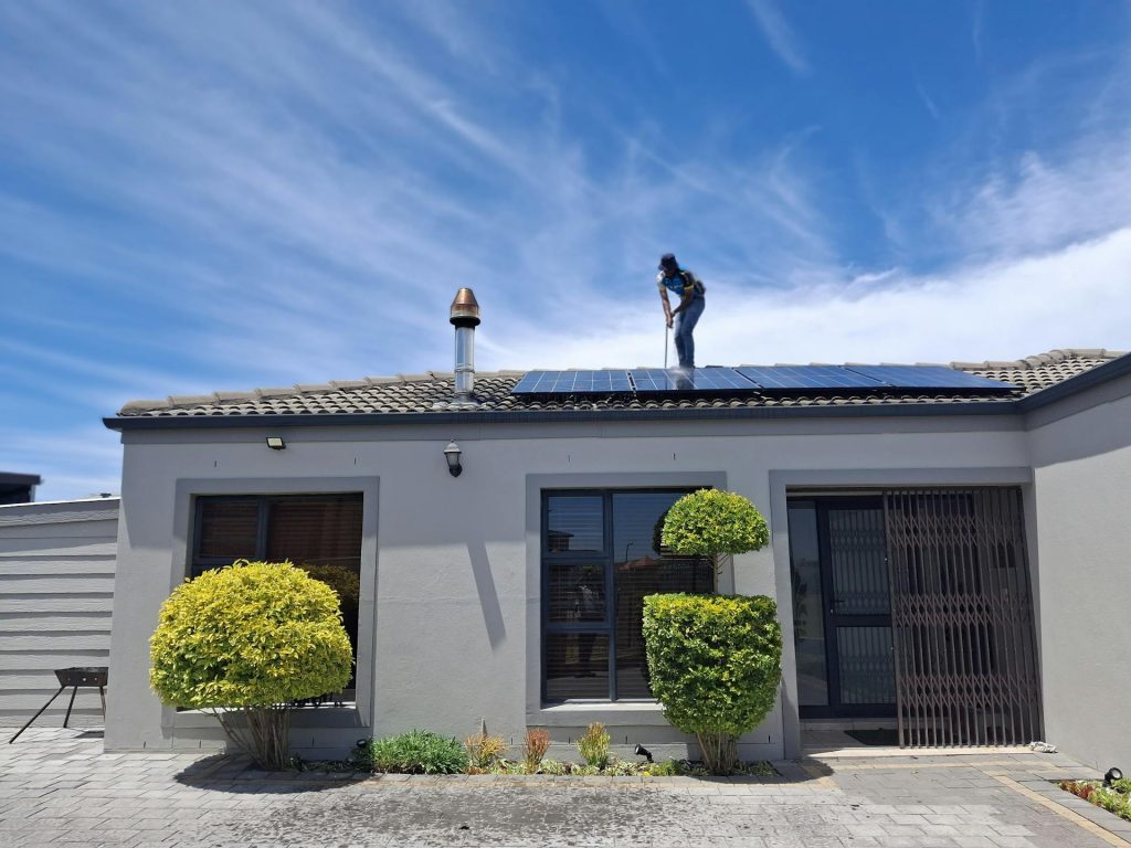 8 Exterior Upgrades That Instantly Improve Residential Curb Appeal - Alvinology