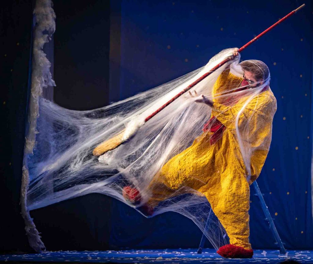 Slava’s Snowshow Returns to Singapore: The Olivier Award-Winning Spectacle Takes Over Marina Bay Sands in July 2026 - Alvinology