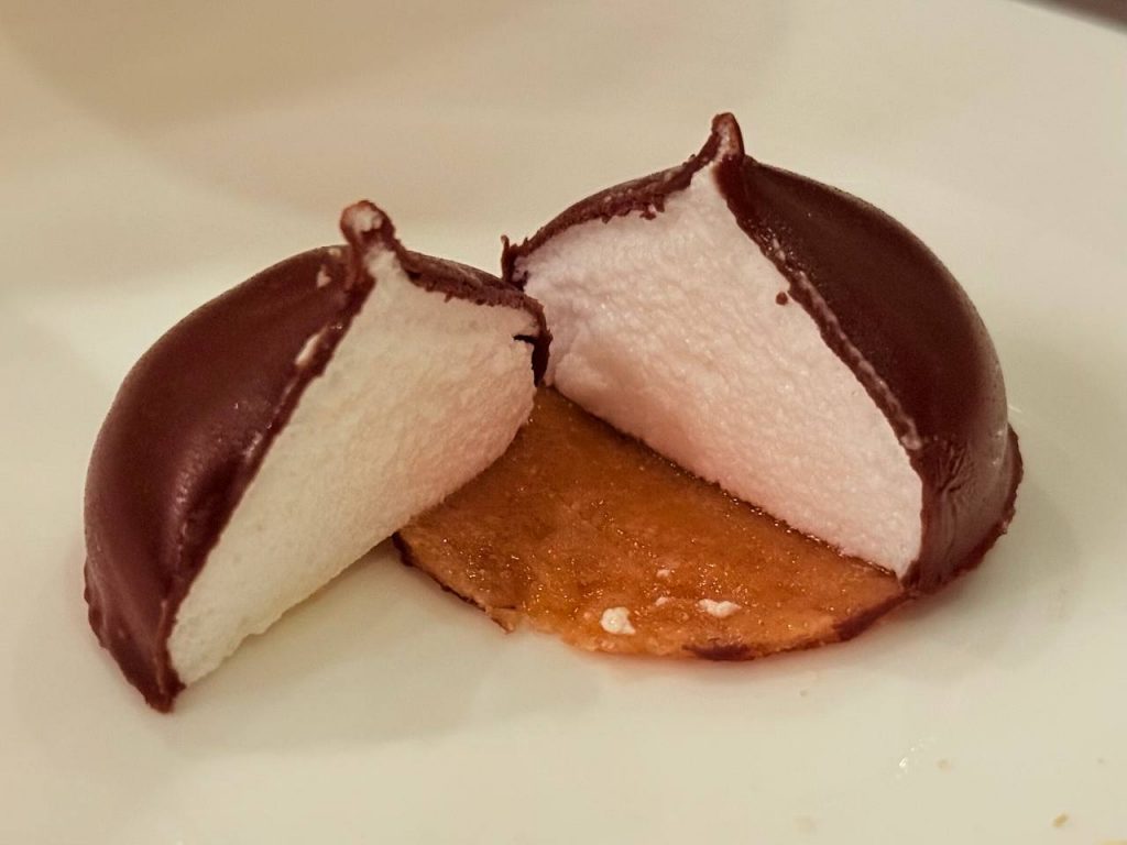 Savour A Taste of Sweden at Four Seasons Singapore with Their Newest Nordic Weekend Afternoon Tea - Alvinology
