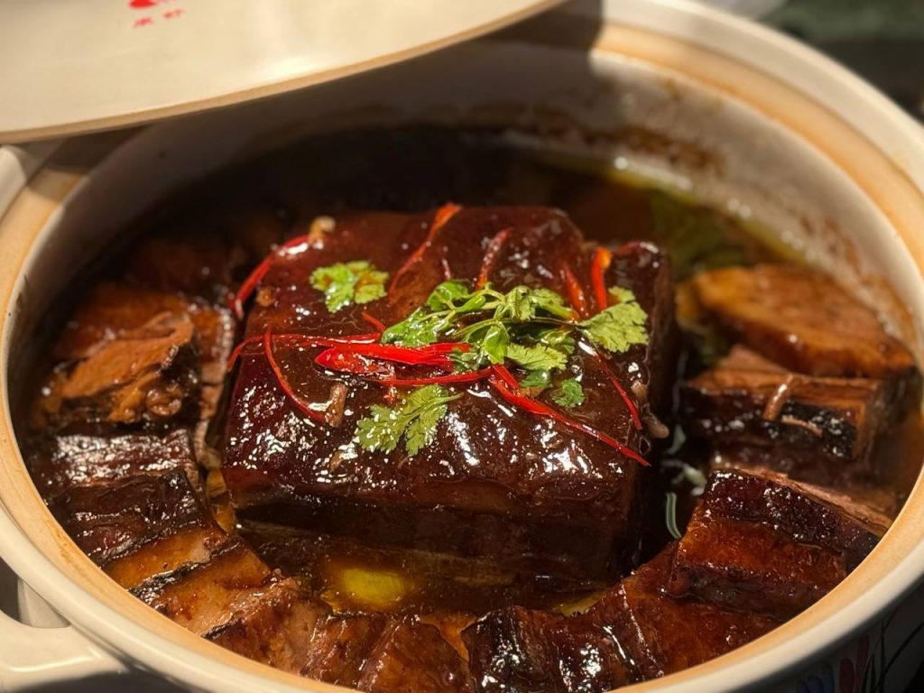 A Festive CNY Buffet Experience with Rooftop Views at Verandah Rooftop Rotisserie - Alvinology