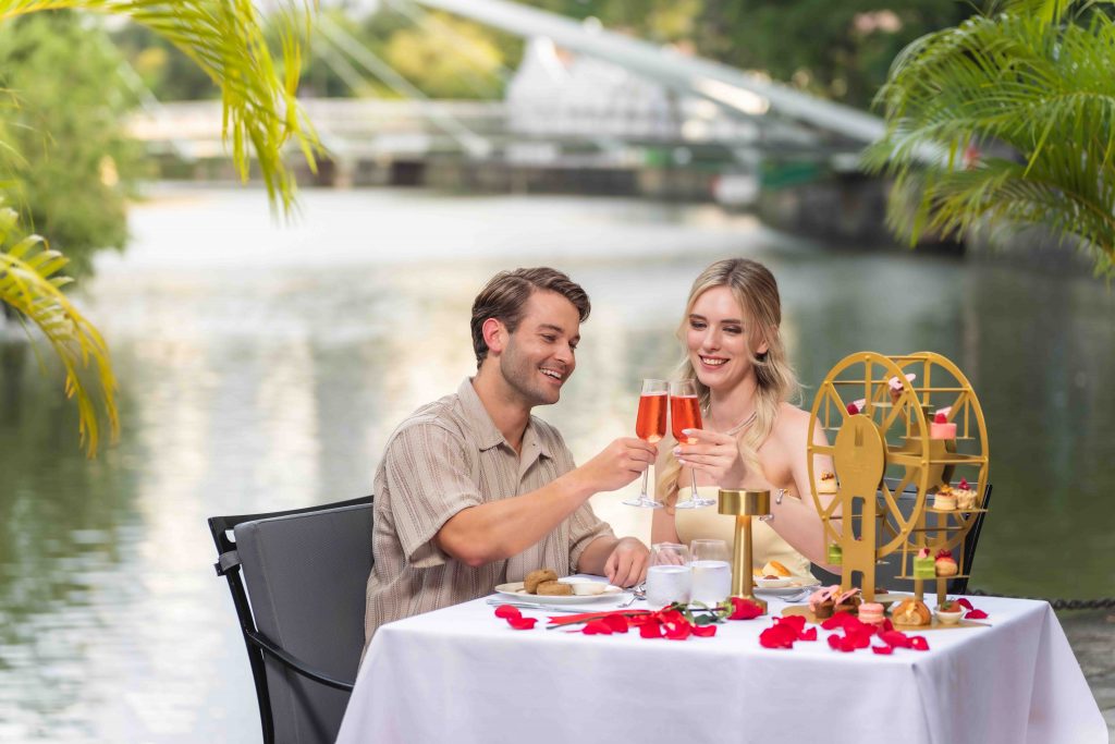 Celebrate Valentine’s Day by the River at Grand Copthorne Waterfront Hotel Singapore - Alvinology