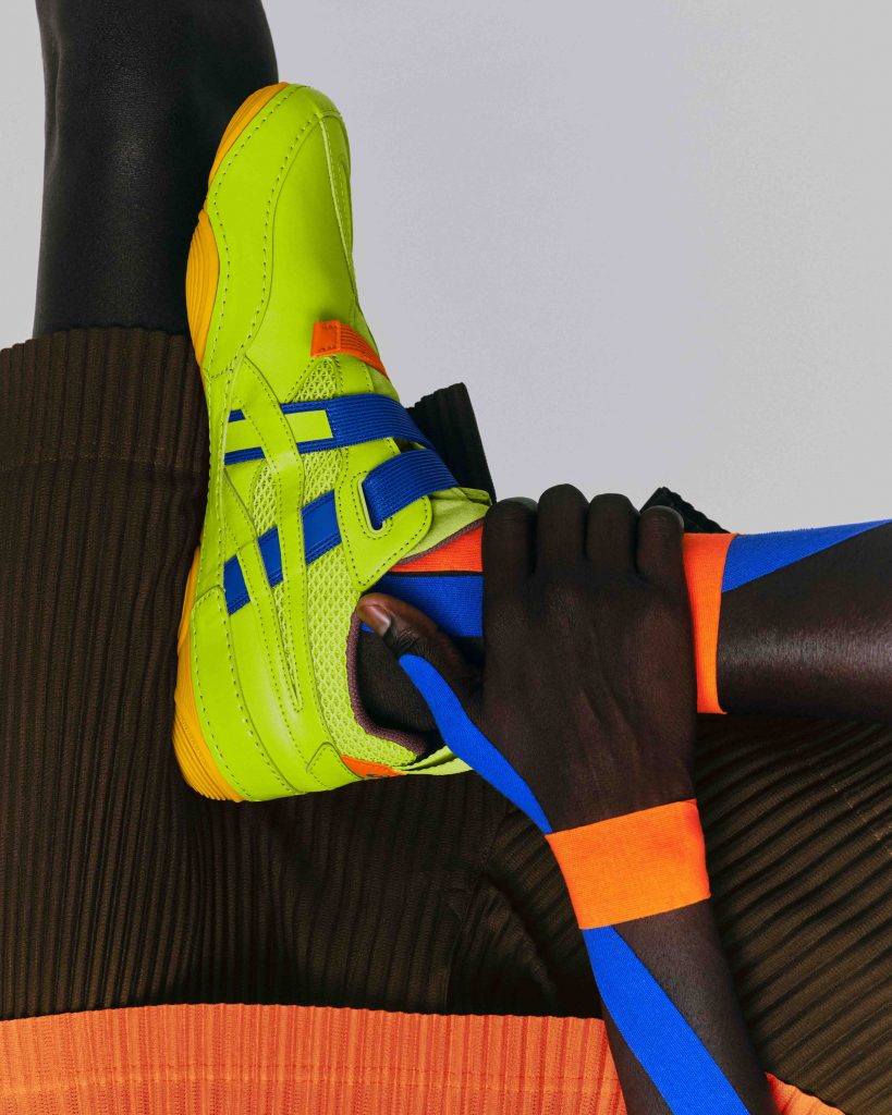 ASICS and MIYAKE DESIGN STUDIO Debut First Footwear Collaboration with “HYPER TAPING” - Alvinology