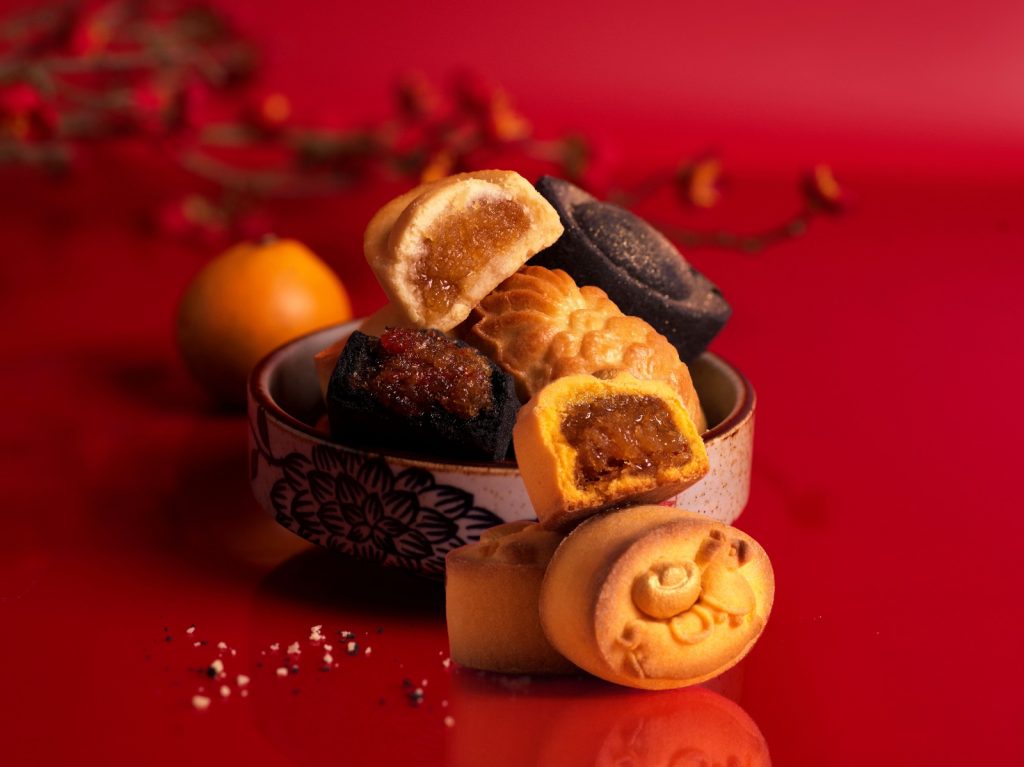 Old Seng Choong Ushers in the Year of the Horse with Applewood Bak Kwa and Festive Scarves - Alvinology