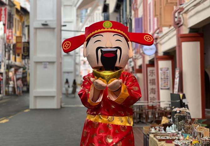 Chinatown Singapore Launches Inaugural Chinese New Year Festive Market Along Rejuvenated Smith Street - Alvinology